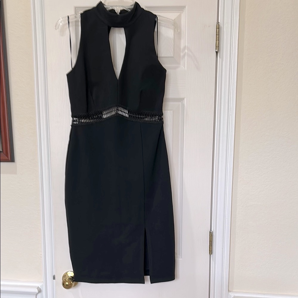 Elegant Black Sleeveless Dress